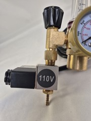 Yes Welder CO2 Regulator With 110V Solenoid Valve