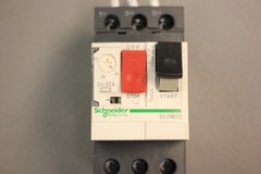 SCHNEIDER ELECTRIC GV2ME32 MOTOR CIRCUIT BREAKER