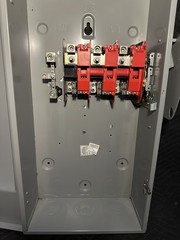 Siemens GF324NR Safety Switch 200A 240V 3P 4W Fused NEMA 3R