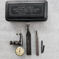 Vintage The L.S. STARRETT Co. Last Word Universal Indicator & Case.
