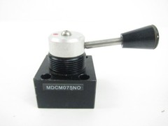 NEW TR Engineering MDCM075N0 MDC Directional Control Valve 6000 PSI