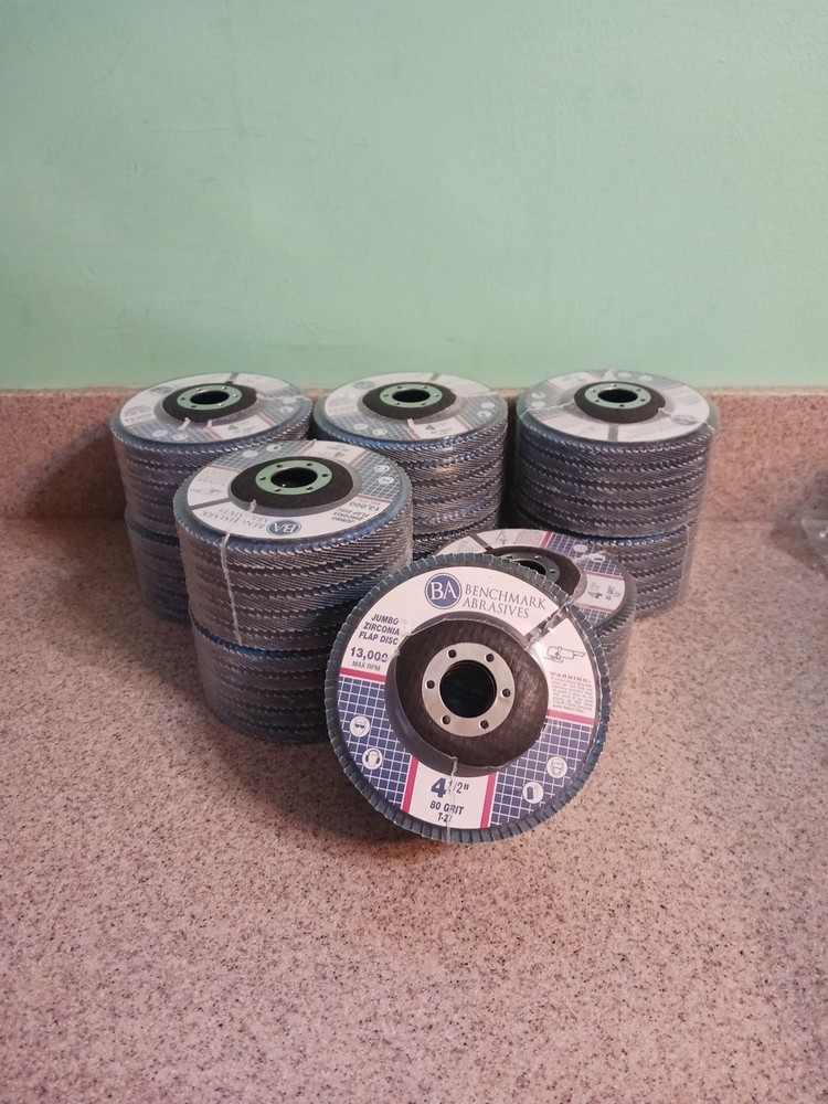 Benchmark Abrasives 50 Pack 80 Grit Zirconia Flap Disc Grinding Wheels