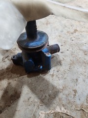 Ford 1500 Tractor Water Pump With Fan