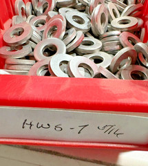5/16″ WASHER SPACER SHIM HEAVY DUTY STAINLESS 5/16 x .680 x .107 10 pcs