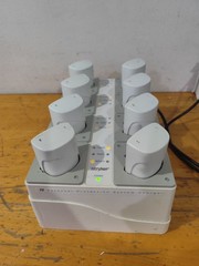 Stryker 400-655 T4 Eight Station Battery Charger with 0400-650-700 Batteries
