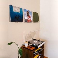 Modern JP Adhesive Vinyl Wall Mount (8-Pack) – Strong Hold Record Clear