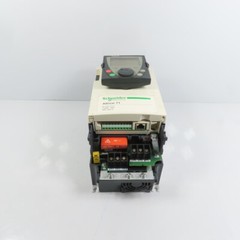 Schneider ATV71HU22N4 Altivar 71 3HP Variable Speed Drive 380-480V W/ VW3A1101