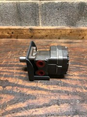 Hydraulic Motor Pump Mount Bracket SAE AA 4 Bolt Mount Char Lynn white and other