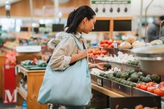 ChicoBag Vita rePETe + Refine | Eco-friendly Reusable Shoulder Tote Obsidian