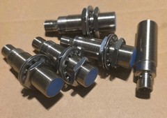 Lot of 4 Contrinex DW-AS-604-M18-002 Sensor Proximity Switch
