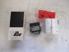 NIB Red Lion Controls LCD Digital Counter CUB3LR00