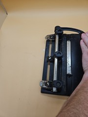 VTG 1984 Master Products MFG Co Model 1325B 3-Hole Punch Heavy Duty Industrial
