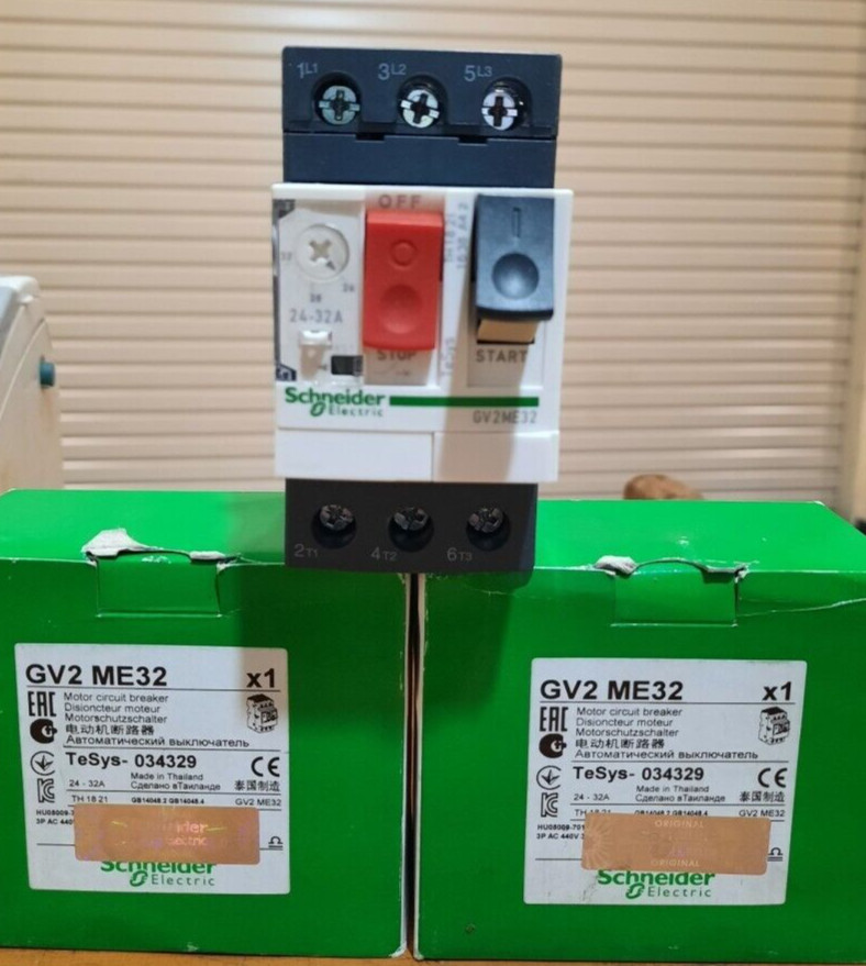 1PC – Schneider GV2ME32 Motor circuit breaker, TeSys GV2, 3P, 24-32 A- NEW
