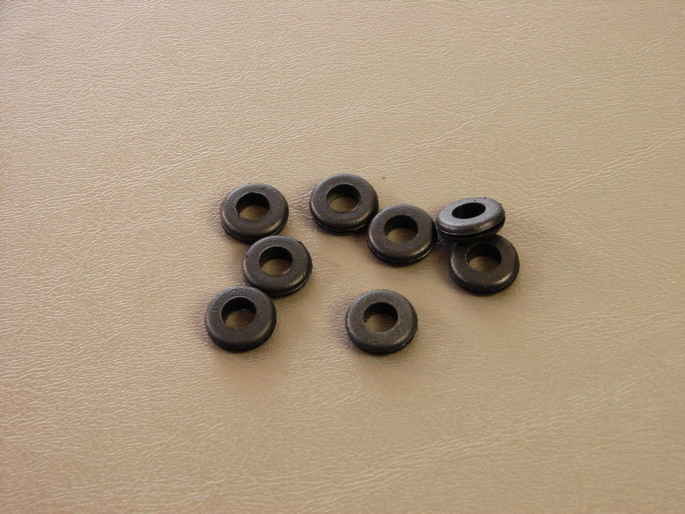 8 Pack Brand NEW Geniune ProCraft 1/4″ Black Rubber Grommets RG250/500