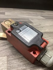 Bernstein ENK-UV1Z AHS Safety Limit Switch #118N48