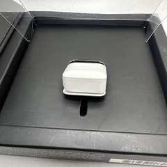 NEW Square Credit Card Reader for iPhone, iPad and Android