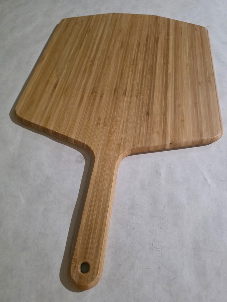 Ooni 14-Inch Bamboo Pizza Peel & Serving Board New Withought Tags UU-P08300