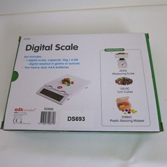 Edxeducation Digital Scale Readout in Grams or Ounces up to 3Kg/6.5Ib