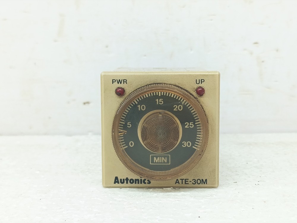 2* Lot of Autonics ATE-30M Analog Timer 0-30 min 110/220VAC 3A