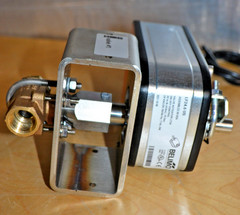 BELIMO B2050VS-04+LF24 US / B2050VS04LF24US ~ NEW