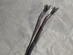 SS Meibomian Gland C Collins expresser Forceps Remove Meibum From Lids Dry Eyes