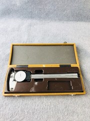 TESA 0-6″ Inside/Outside Dial Caliper 05.20001 Swiss Made .001″ Grad
