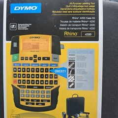 Dymo Rhino 4200 Case Kit All-purpose Labeling Tool 19MM 3/4″ Bundle