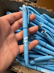 MISPRINT Sky Blue Gentry GEL Bulk Lot of 100 Capped Black Ink Pens Soft Touch