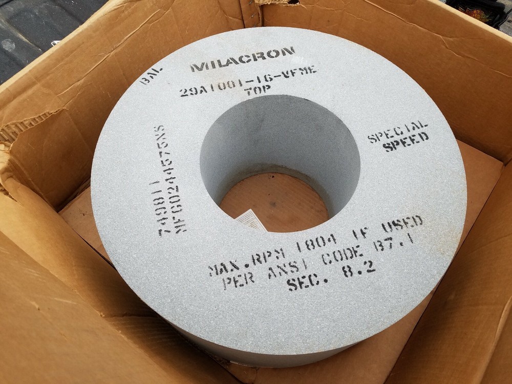 NEW CINCINNATI MILACRON 18 x 8 x 8 GRINDING WHEEL USA