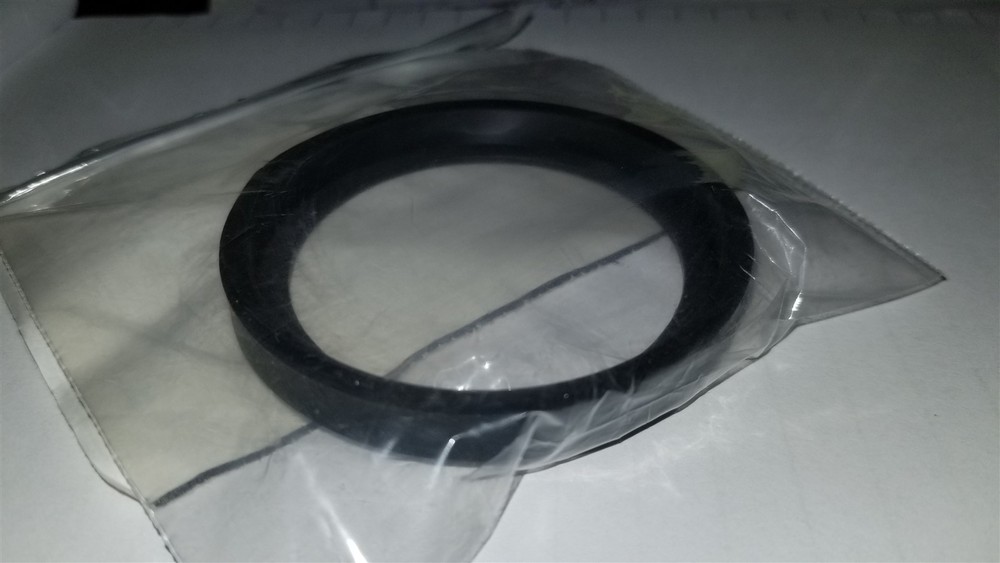 Bobcat 6680369 Seal New Old Stock