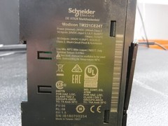 Schneider Electric M221 TM221CE24T/Tr OUT Source / TM3AI8 / TM3DM8R