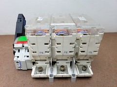 Ferraz FBJ200SO Fuseblock Disconnect J200A 3P Side Handle AJT125 Fuses