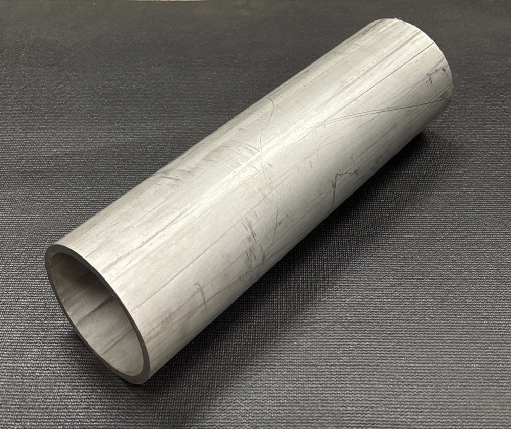 3 1/2″ NPS 304 / 304L SCH 40 Welded Stainless Steel Round Pipe 3.5″ x 12” Length