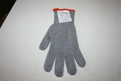 MAXX WEAR CUT RESISTANT GLOVE- CR-10 Spectra/Stainless Steel Blend, SMALL