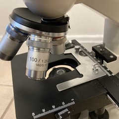OMAX M82ES 40X-2000X DOUBLE LAYER BINOCULAR BIOLOGICAL COMPOUND MICROSCOPE