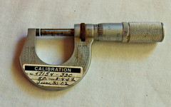 Vintage The L.S. Starrett Co. No 230 1″ Micrometer – Made in USA, Last Cal. 6/02