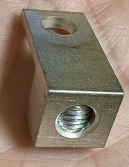 Box Of Qty100 Burndy KA6U Dual Rated Aluminum Mechanical One Hole Lugs #6-14 AWG