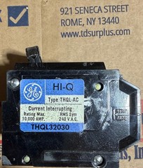 GENERAL ELECTRIC GE PLUG IN CIRCUIT BREAKER, 3 POLES, 240V, 30A, 3885, THQL32030