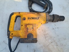 DeWalt DW541 1-1/2″ SDS Heavy Duty Corded Rotary Hammer Drill