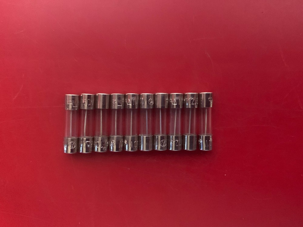 10x 19195/12.5A WICKMANN T12.5 L250V FUSE GLASS 12.5A 250VAC 5X20mm SLOW