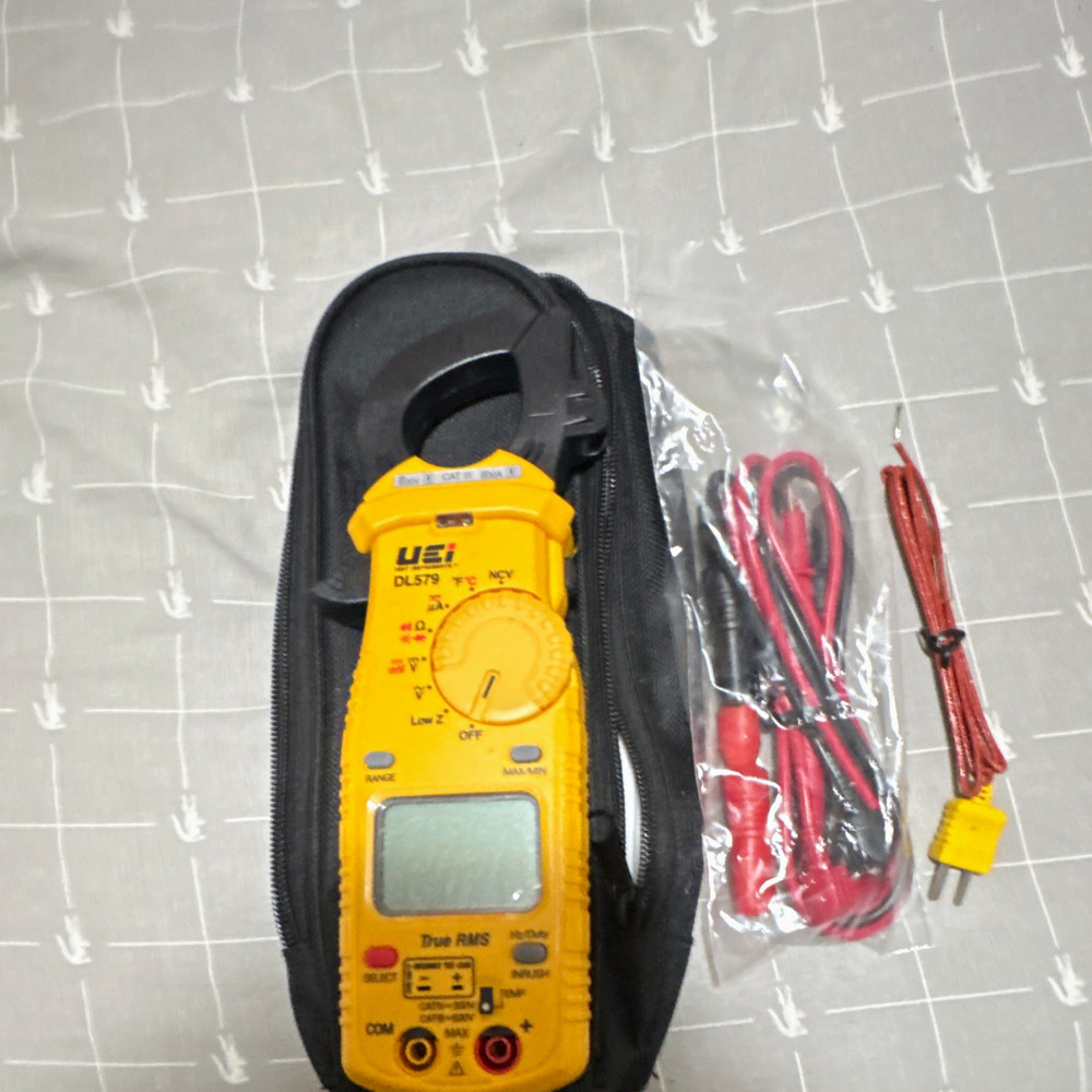 UEi DL579 True RMS Clamp Multimeter 600A CAT III 6000 Count w/ Leads Case Probe