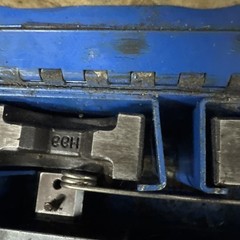 Thomas & Betts TBM12 – 12-Ton Hydraulic Crimp Head