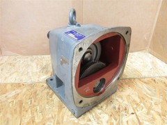 237867 Old-Stock; Nord Gear SK 42 F Helical Gear Box; Shaft: 1-7/8″ x 3-1/2″