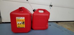 5600 5 gallon vented 2 handle midwest gas can w/ FREE flow flexible nozzle/spout