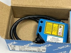 (1) NEW SICK WT12L-2P140S03 sensor