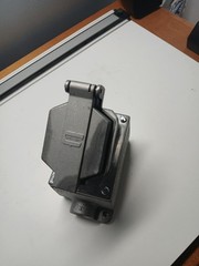 Crouse-Hinds ENR21201 Interlocked Explosion Proof 20A 125V Receptacle