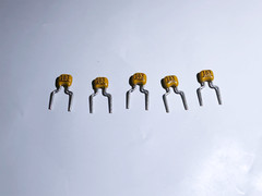 New Bag of 1000PCS 10000pF 10nF Ceramic Radial Capacitor 100V X7R 10% 0.01uF