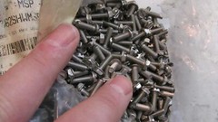 10 – 32 x 5/8 Hex Bolts wit Slot Heads Weight 10.6 Pounds 1200 To1350 Bolts