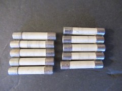 TEN Buss ABC-2-1/2 Fuses 2.5 amp, 250 volt Bussmann ceramic fuses New NOS