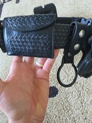 Uncle Mike’s Law Enforcement Belt With Extras Glock 17/22 Black Duty Medium M
